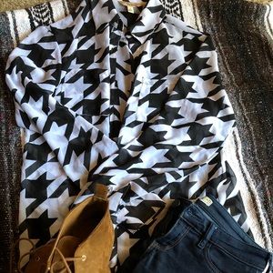 Houndstooth button up